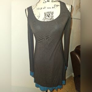 B44 Dressed Womans Long Sleeve Peek A Boo Shoulder Dress Size S